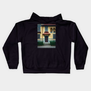 vintage house facade Kids Hoodie